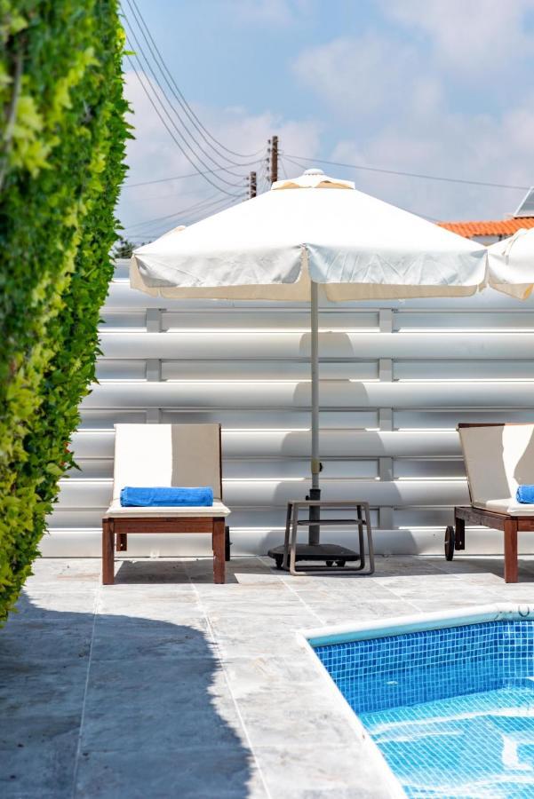 Bungalow Mikaella By Ezoria Villas Коръл бей Екстериор снимка
